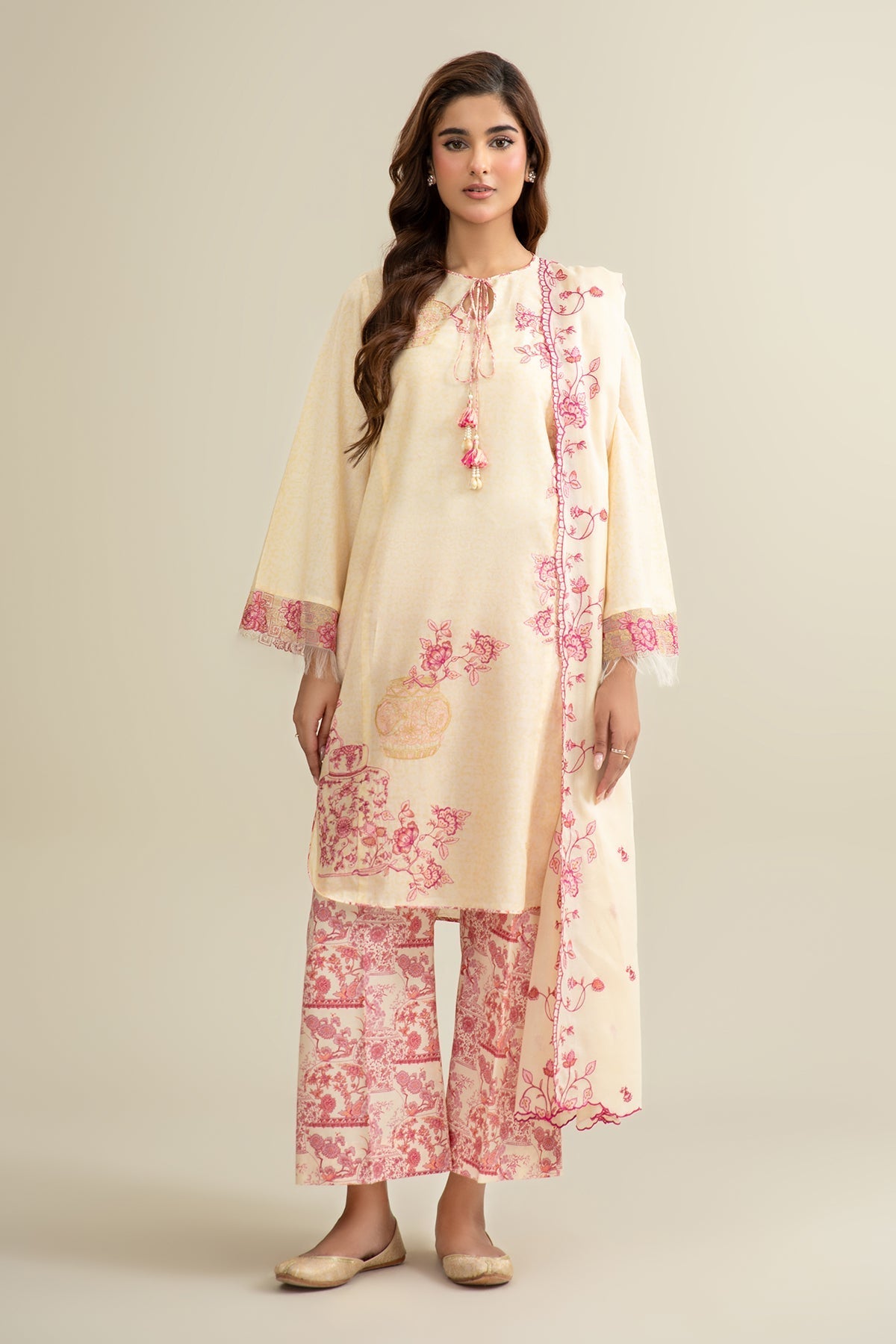 LAWN | EMBROIDERED