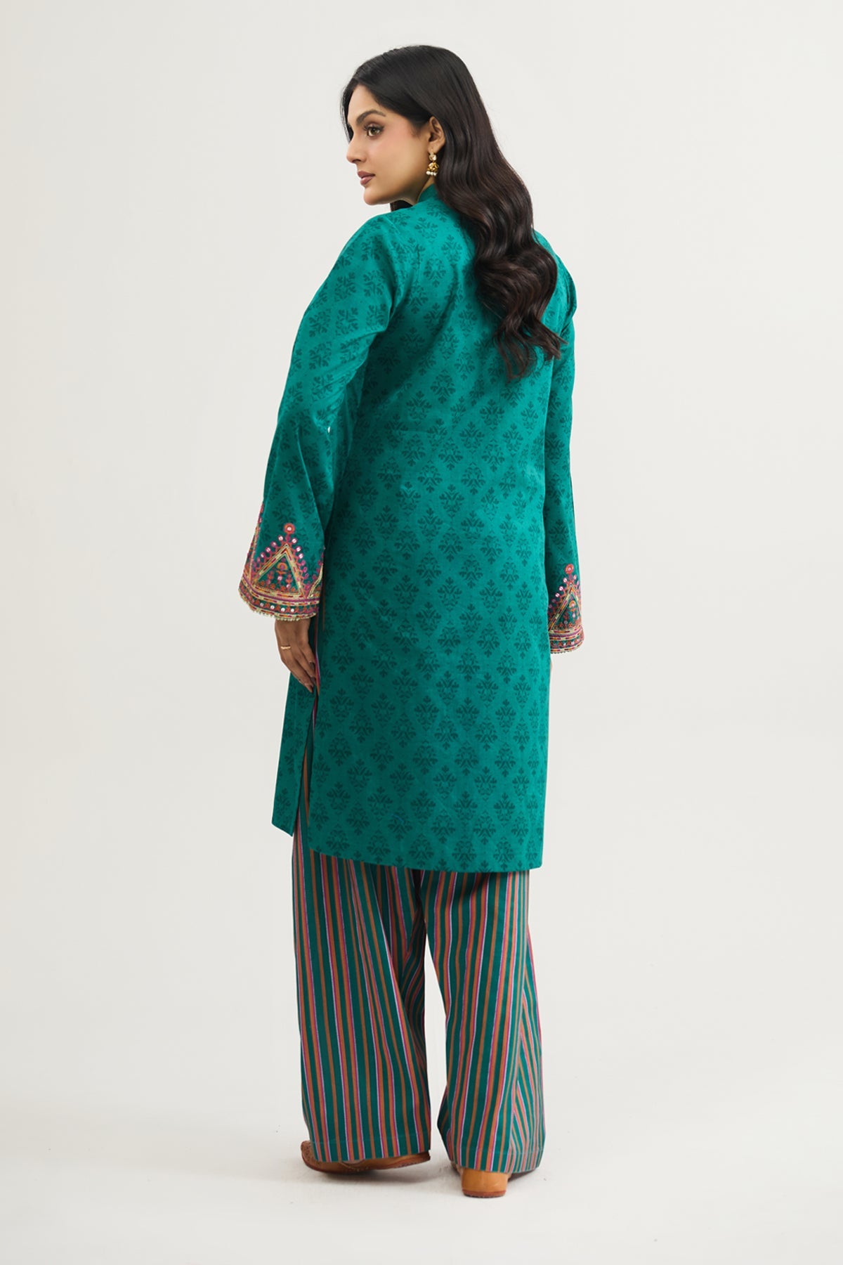 LAWN | EMBROIDERED