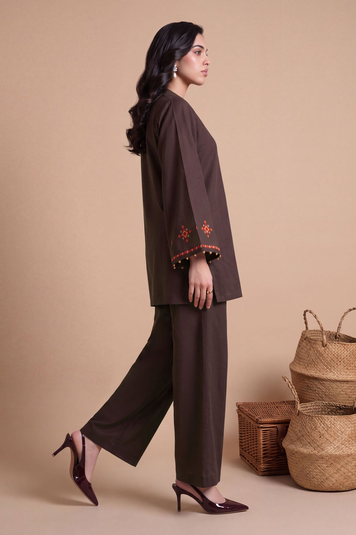 KHADDAR | EMBROIDERED