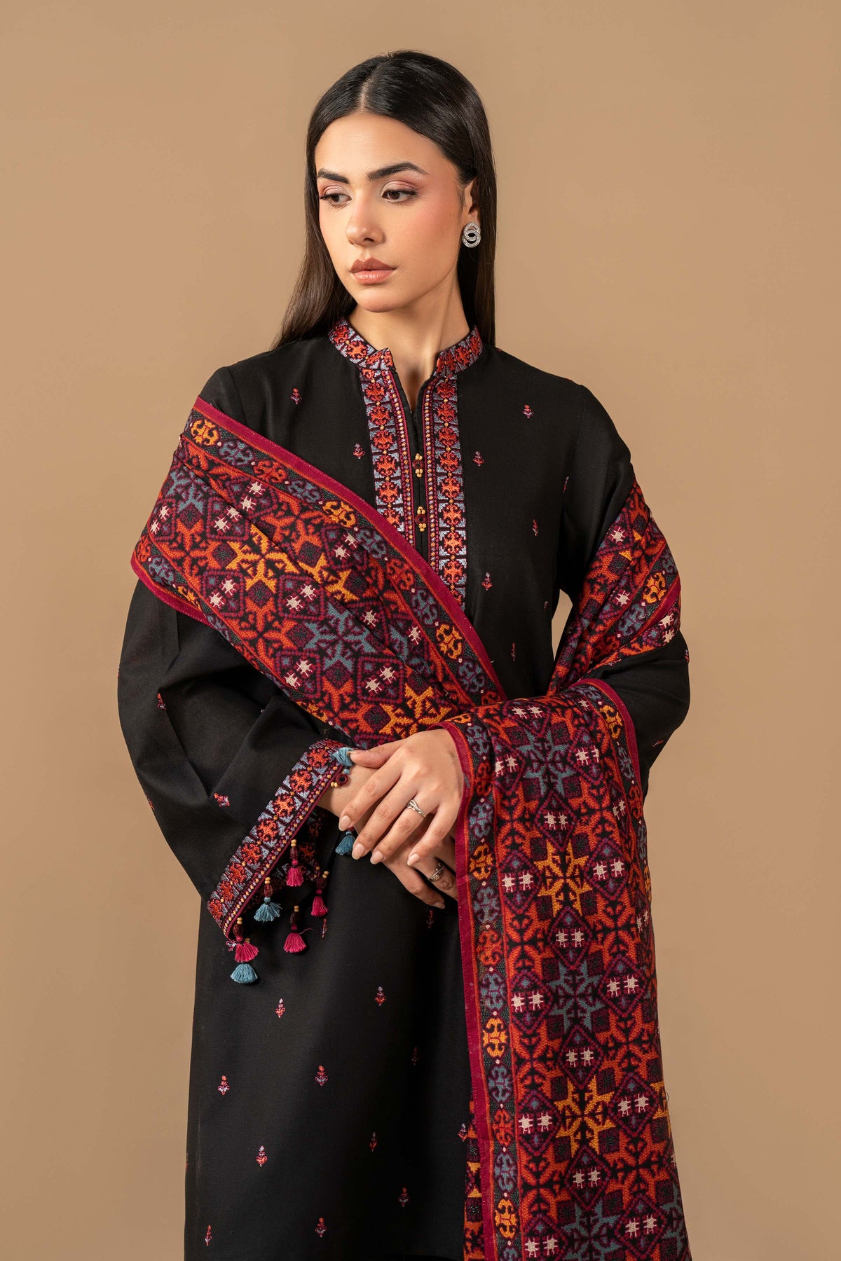 KHADDAR | EMBROIDERED