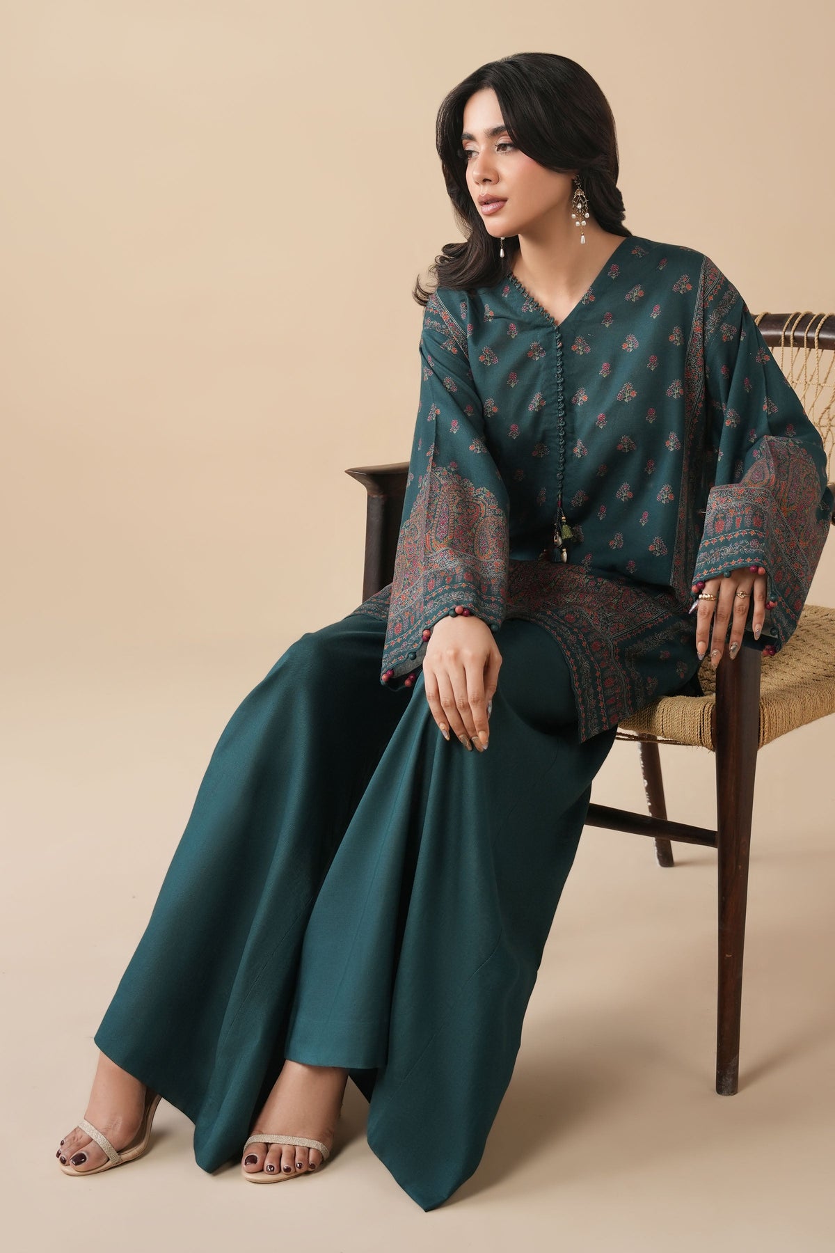KHADDAR | EMBROIDERED