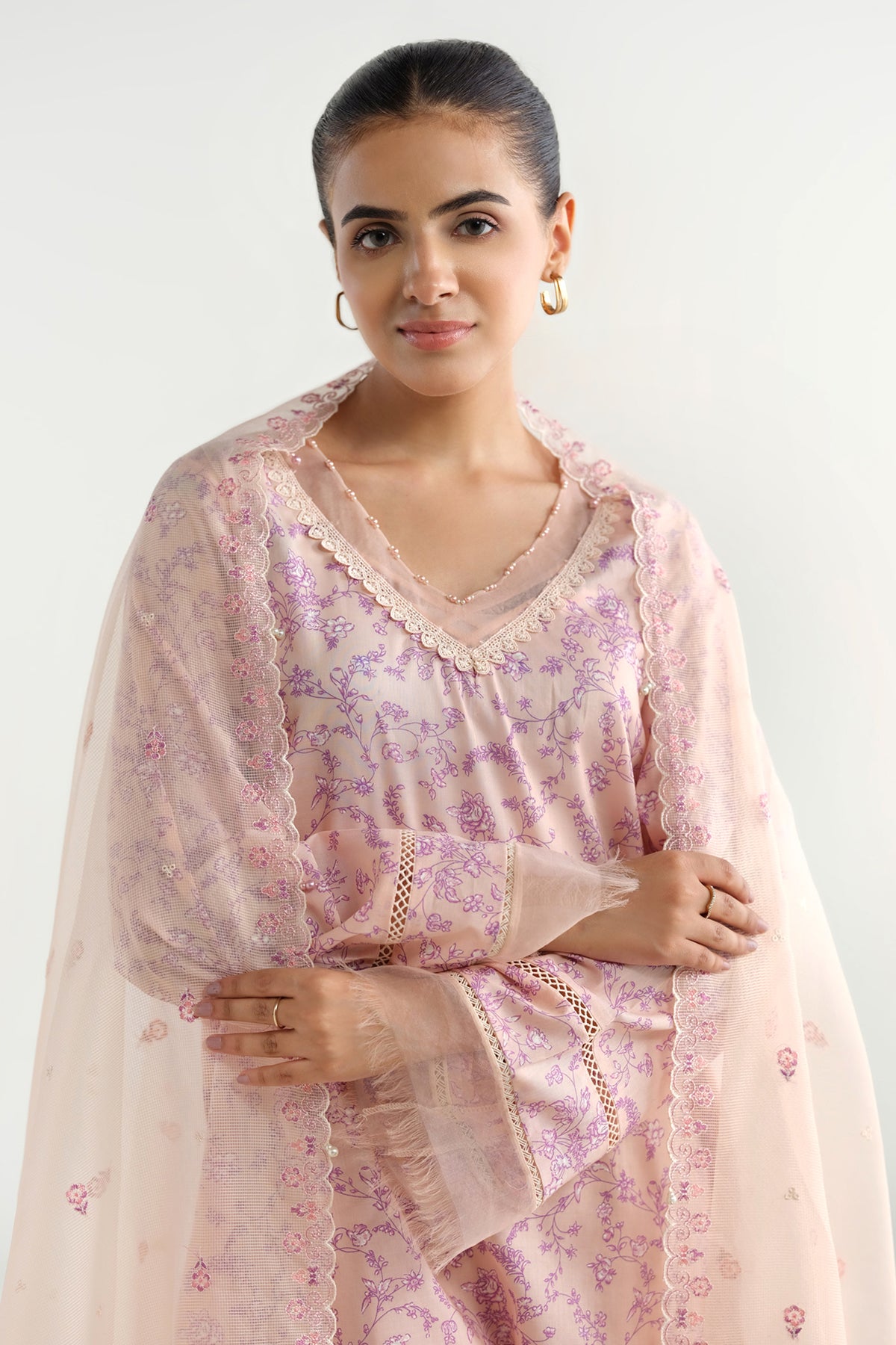 LAWN | EMBROIDERED