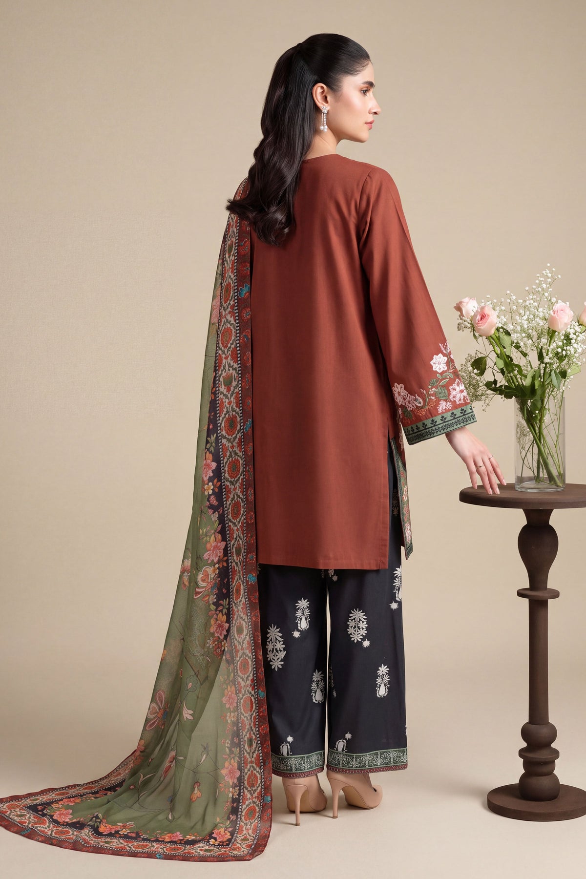 KHADDAR | EMBROIDERED