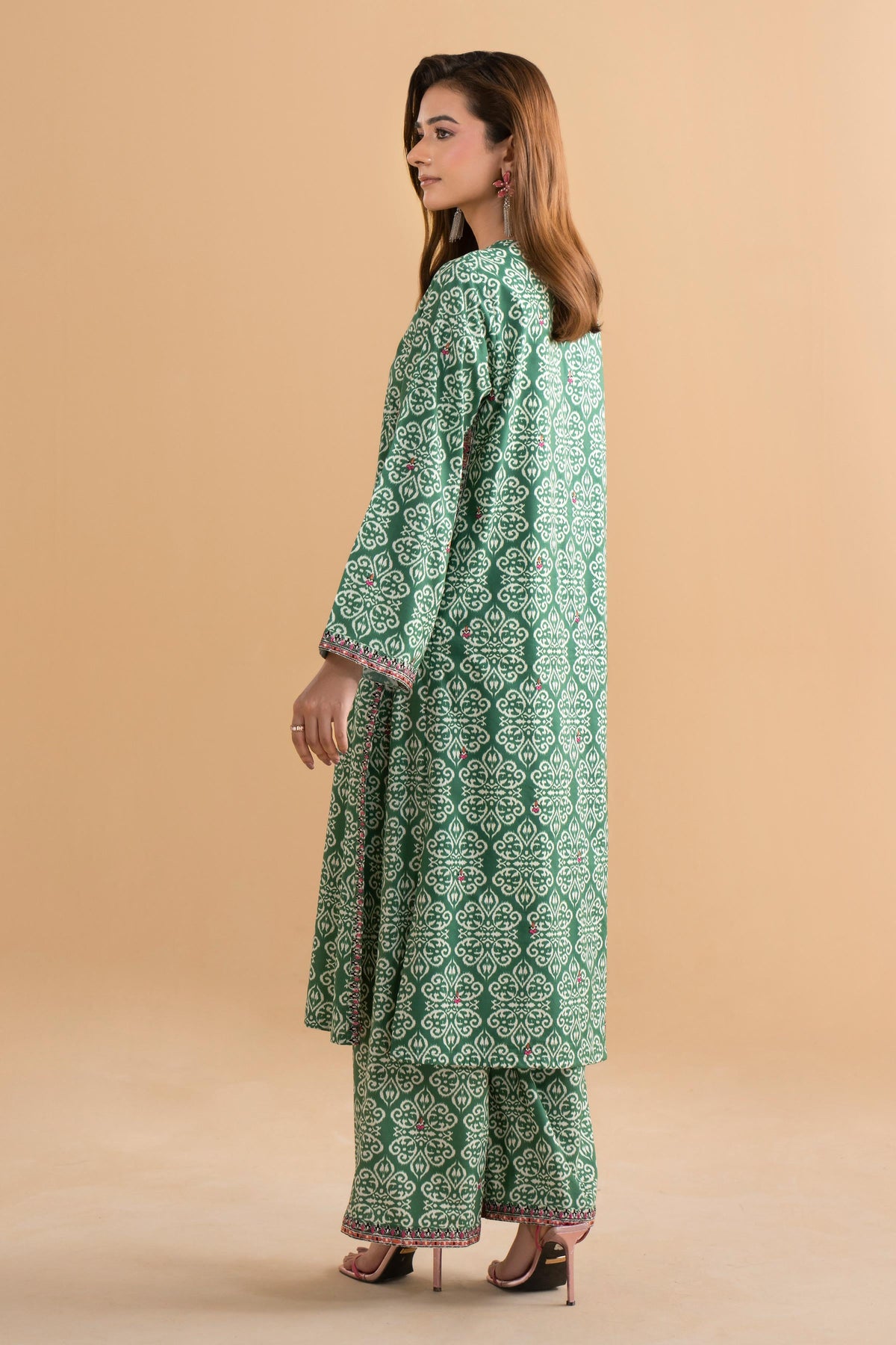 VISCOSE CAMBRIC | EMBROIDERED