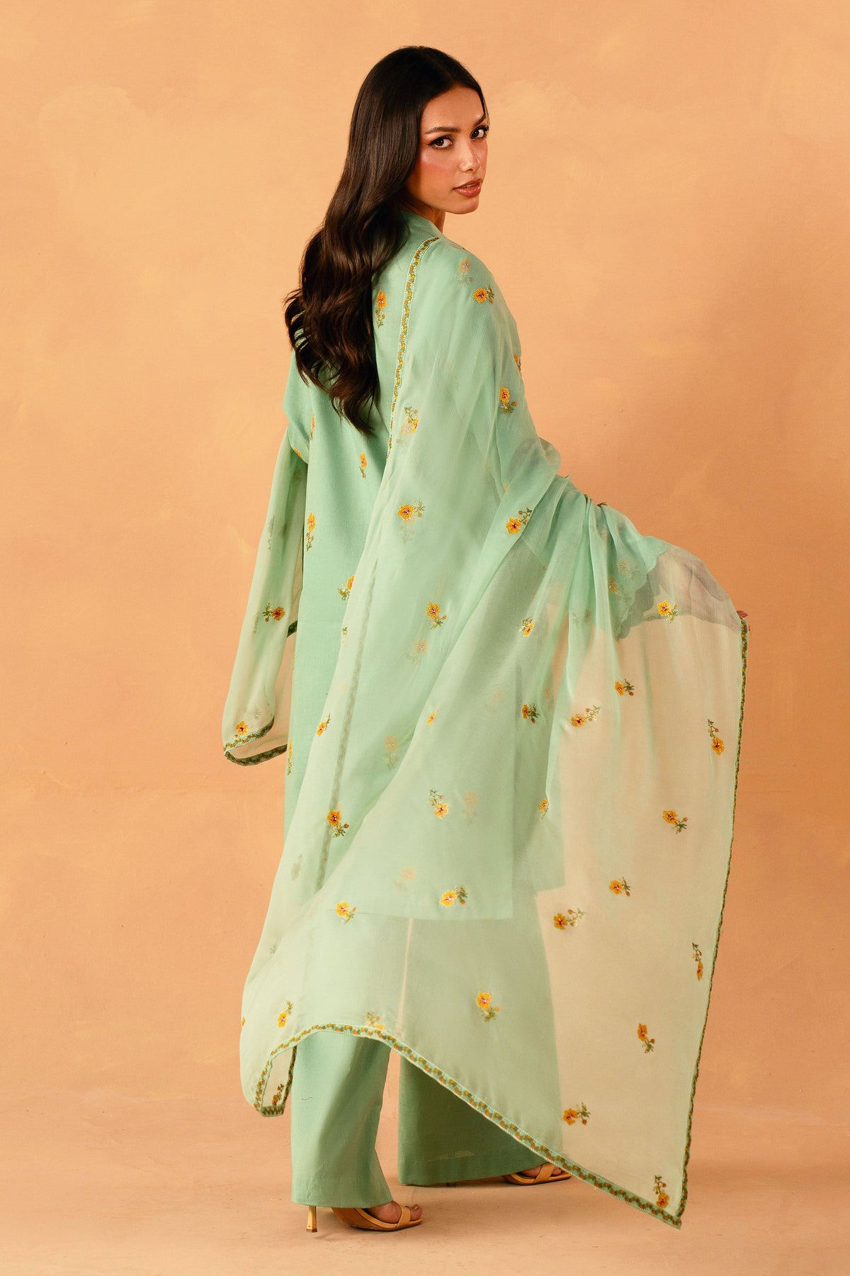 KHADDAR | EMBROIDERED