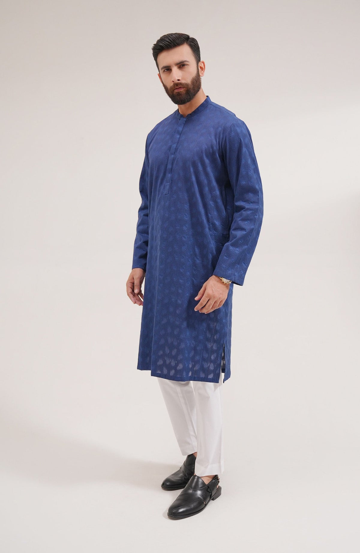 Men's Embroidered Kurta - SMK709125