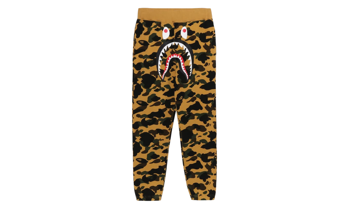 1st Camo Wide Fit Shark Sweatpants "Yellow" BAPE120