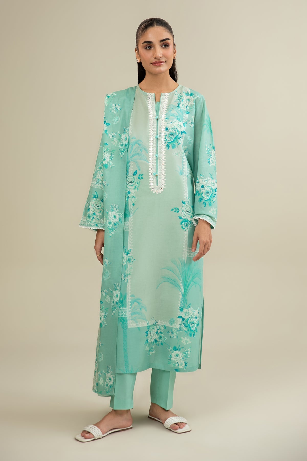 LAWN  |  PRINTED