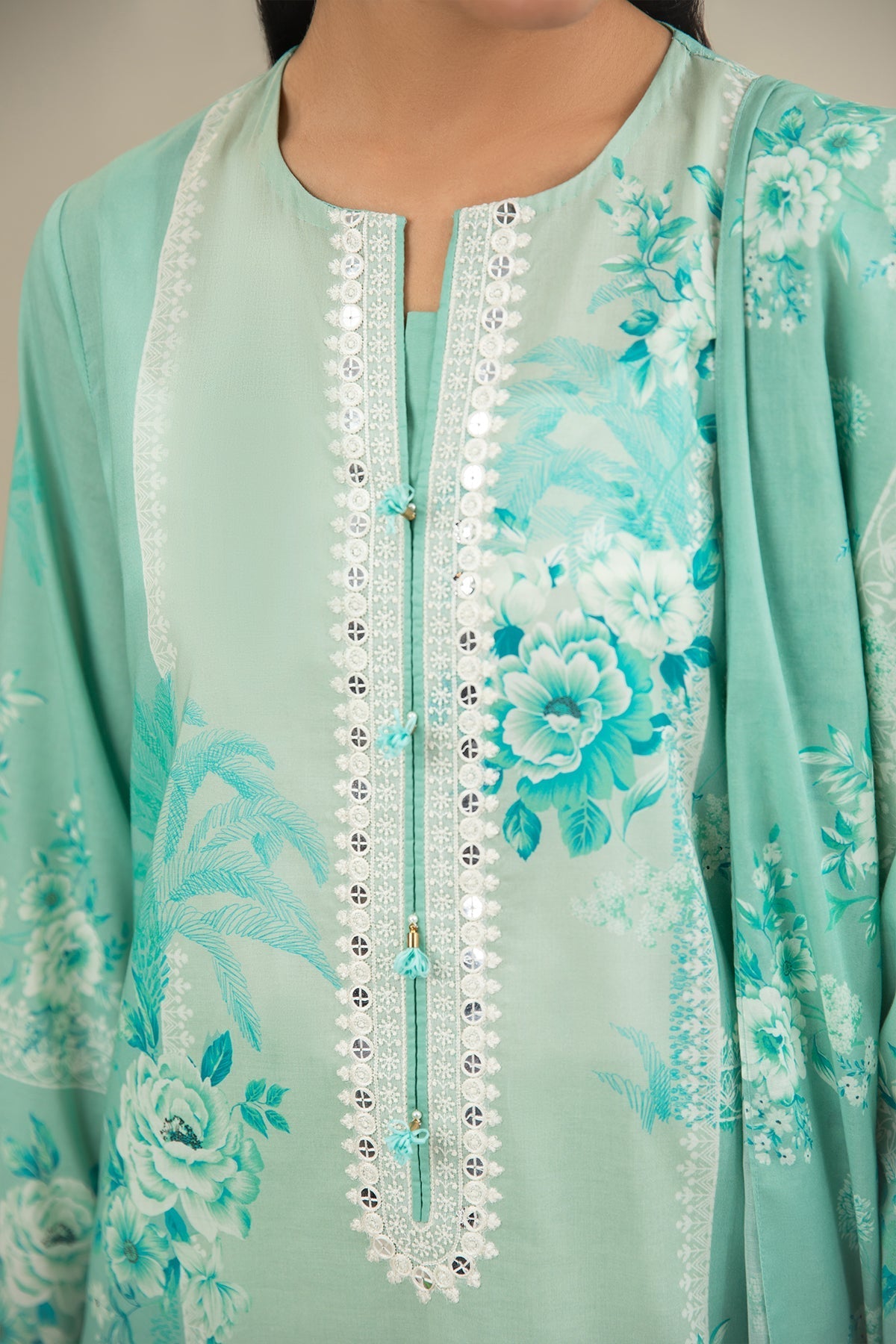 LAWN  |  PRINTED