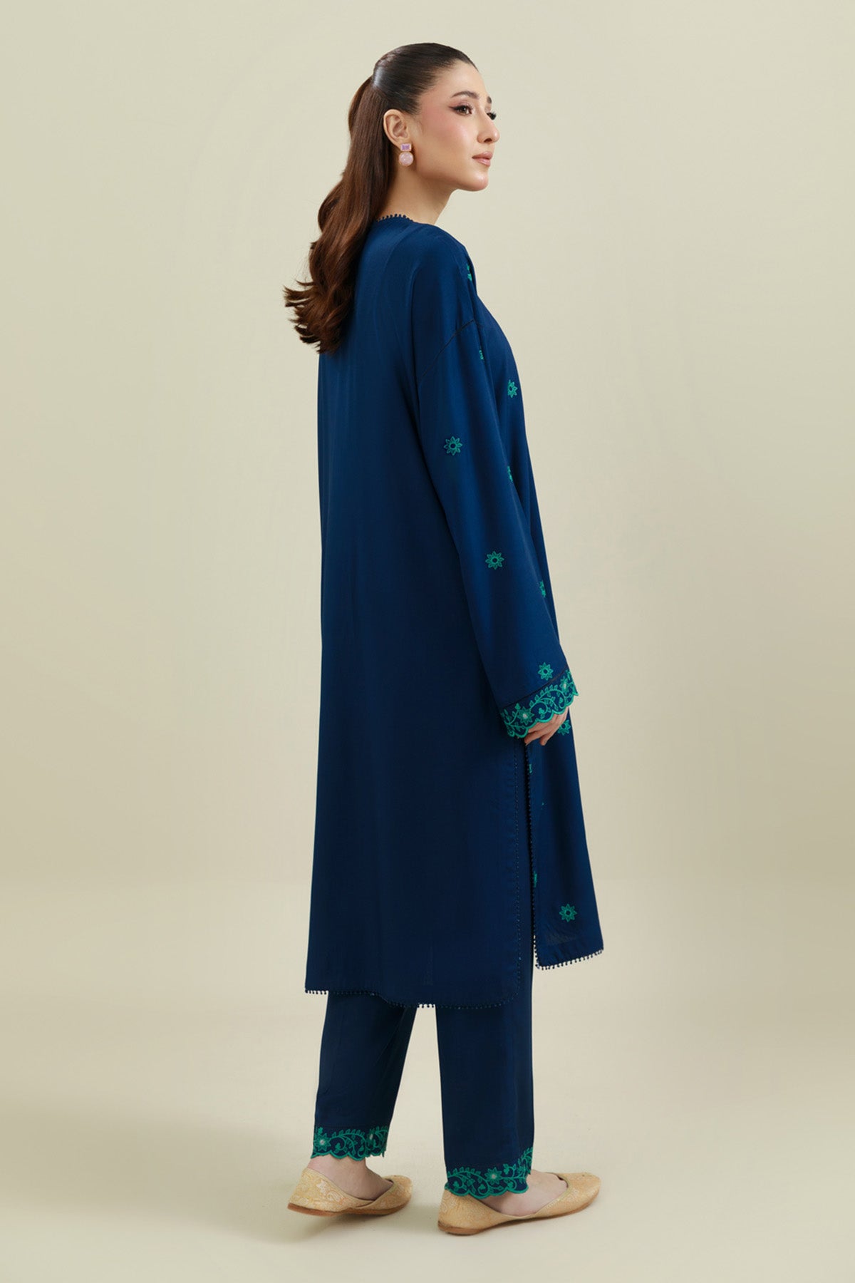 PERCALE  |  EMBROIDERED