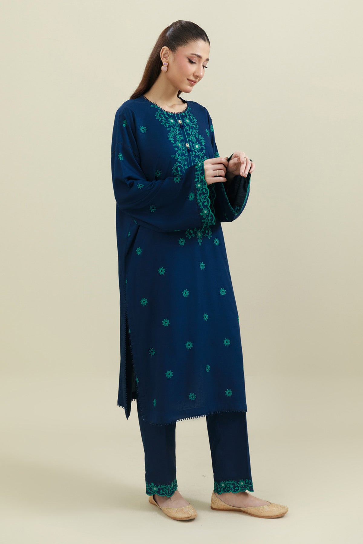 PERCALE  |  EMBROIDERED