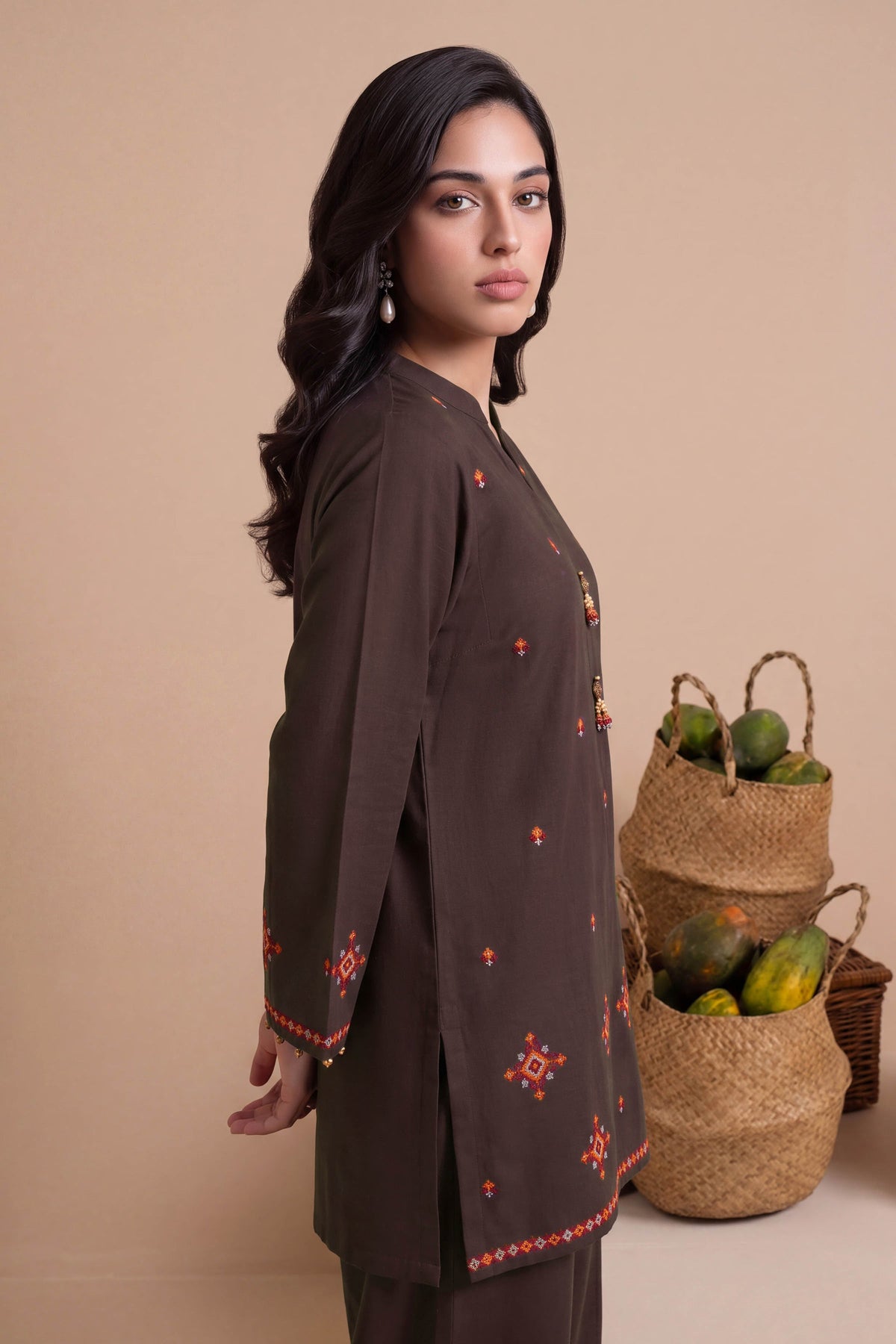 KHADDAR | EMBROIDERED