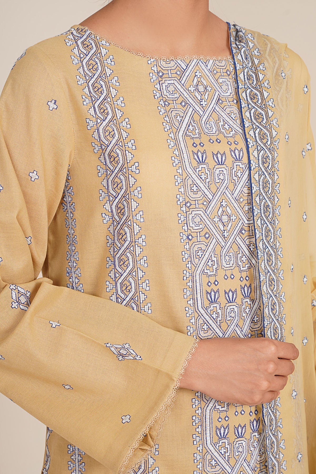 KHADDAR  |  EMBROIDERED