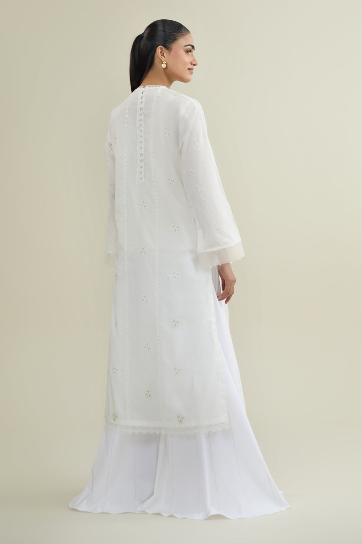 LAWN | EMBROIDERED