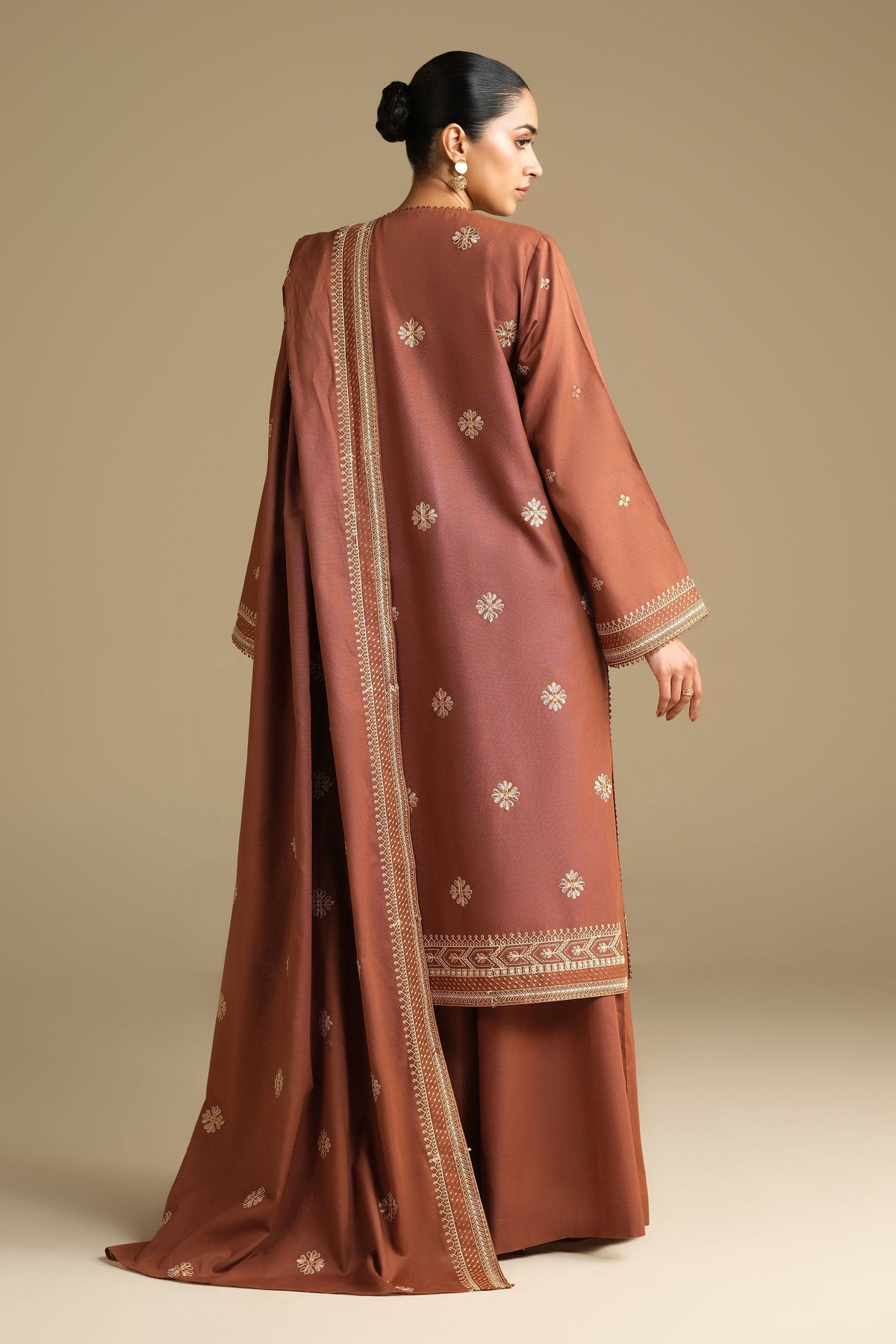 KHADDAR | EMBROIDERED