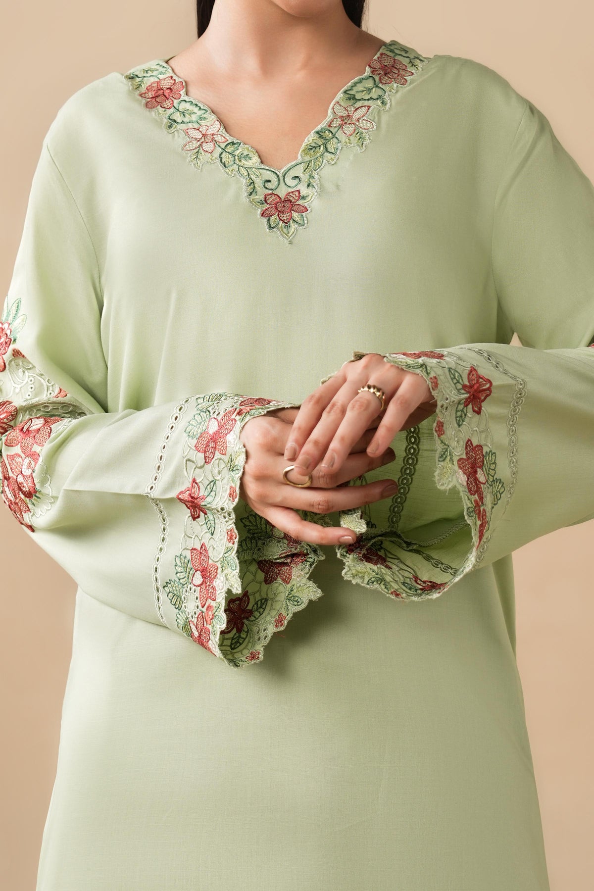 RAW SILK | EMBROIDERED