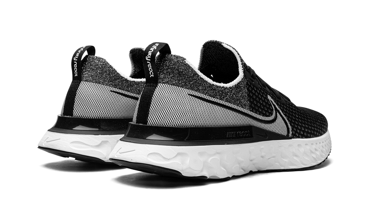 React Infinity Run Flyknit "Black White" CD4371 012