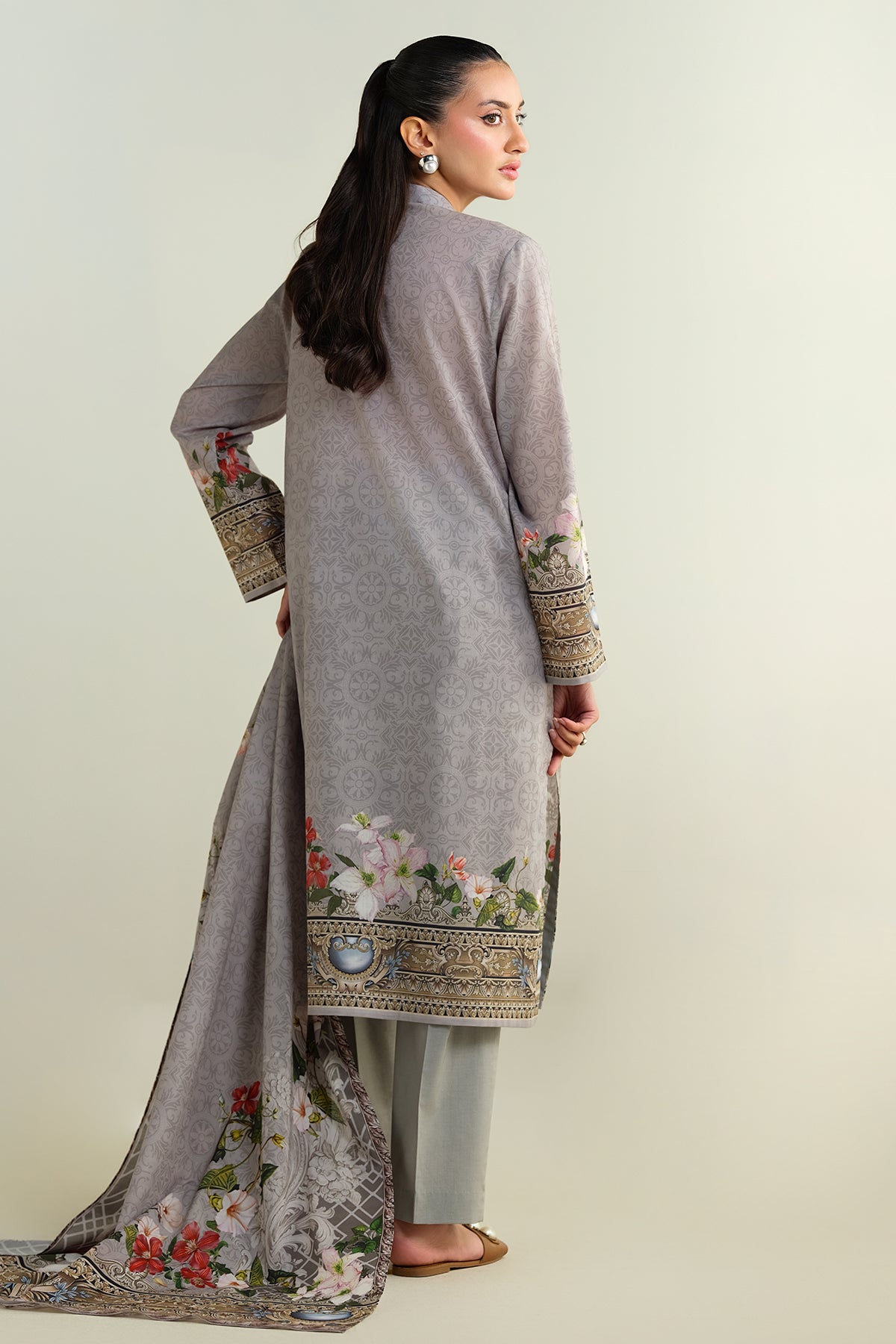 LAWN  |  PRINTED